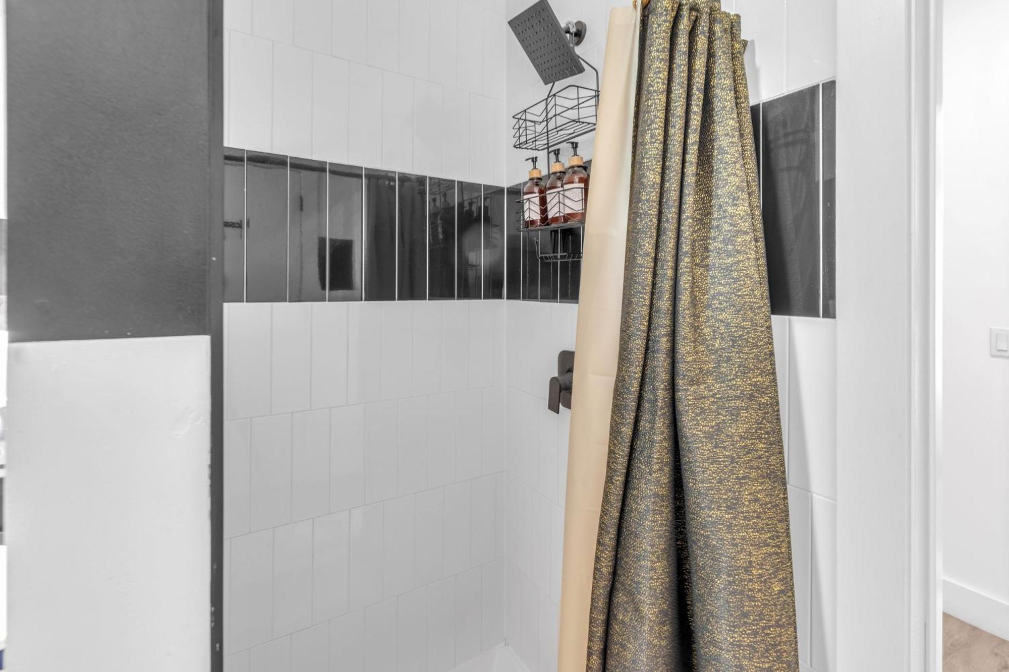 Apartmán Royal Oasis Indoor Pool, Free Parking, Near Nyc Elizabeth Exteriér fotografie