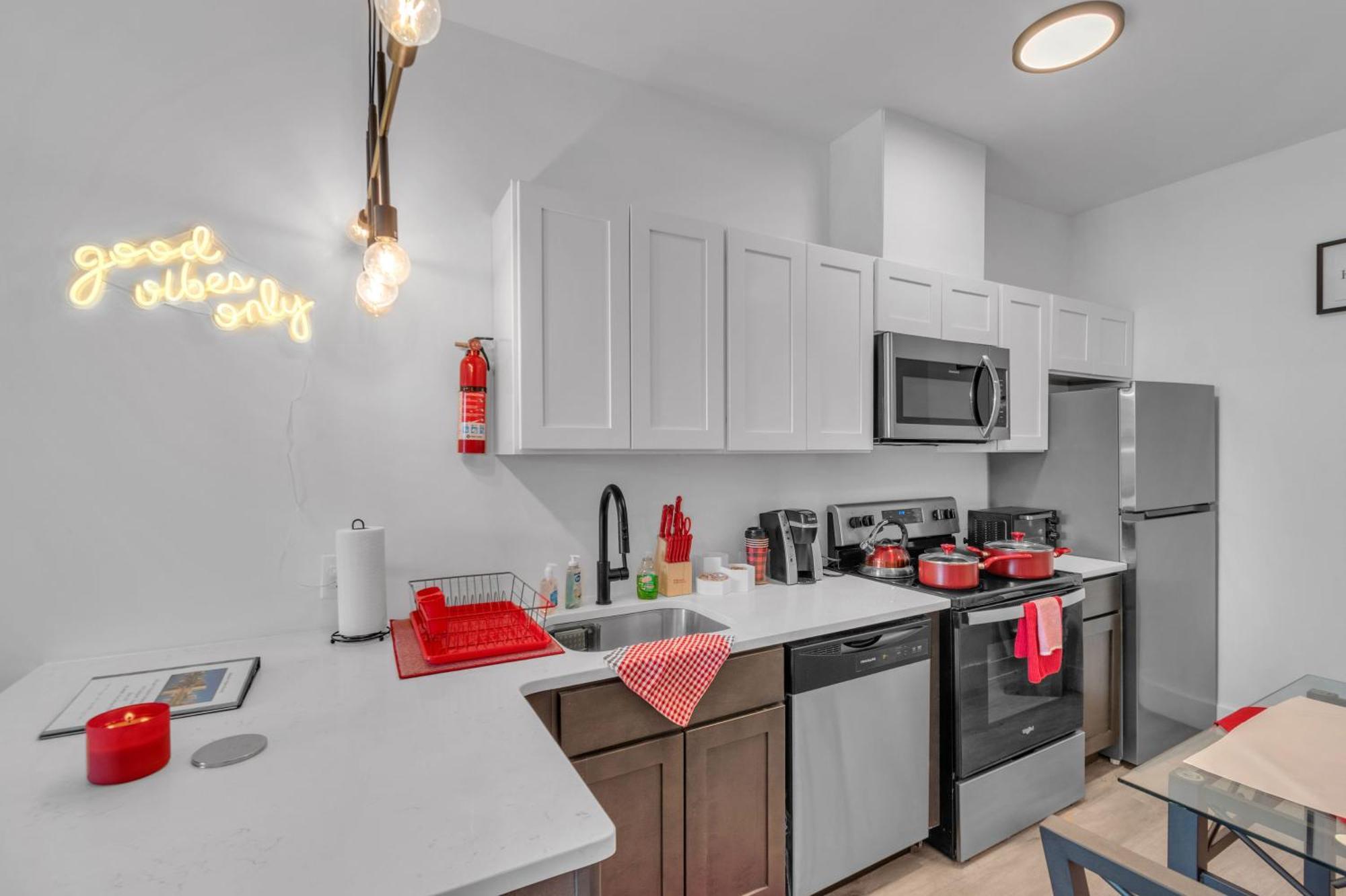 Apartmán Royal Oasis Indoor Pool, Free Parking, Near Nyc Elizabeth Exteriér fotografie